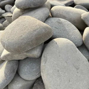 Декоративне озеро