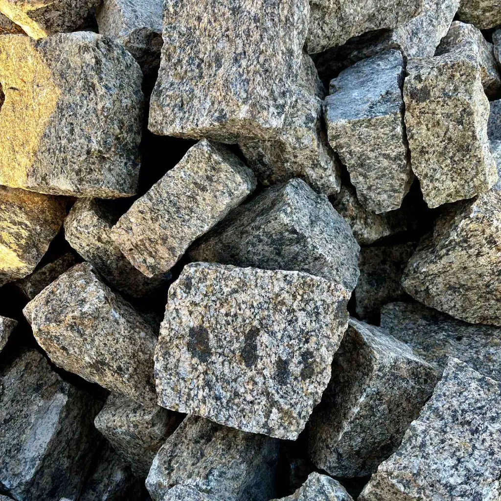 Граніт «Софіївка» колотий, жовто-сірий, 10x30 см, Україна - Зображення 3