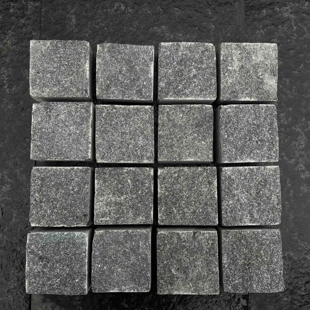 Гранітна бруківка пиляно-колота “Габро»/«Карандаш», сіра/ графіт, 10x10x5 см, Україна - Зображення 3
