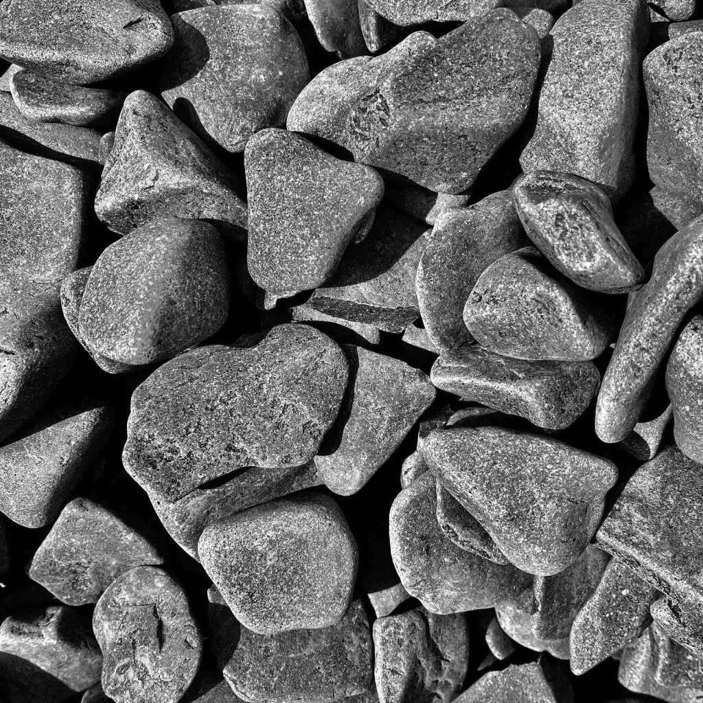 Галька базальтова  чорна/графіт 20-40 мм